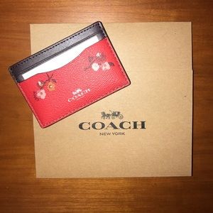 NEW WITH TAGS SIGNATURE CARD CASE FROM COACH